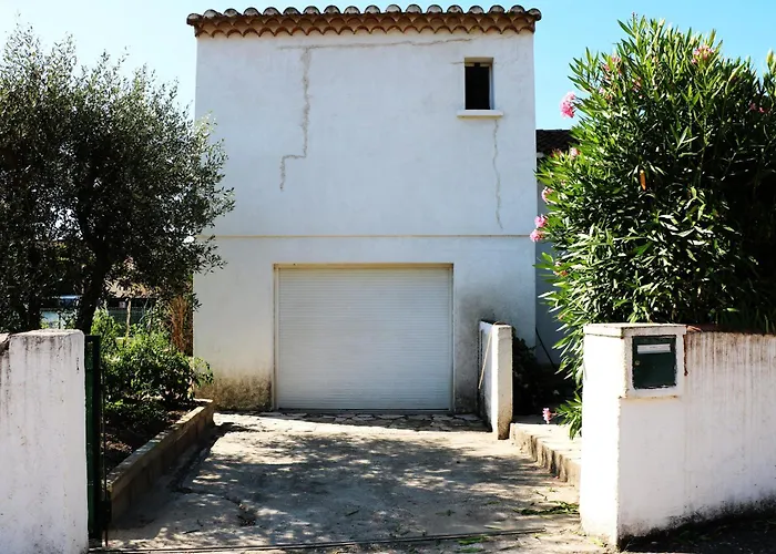 Studio Tres Pres D\'Arles Et Au Calme